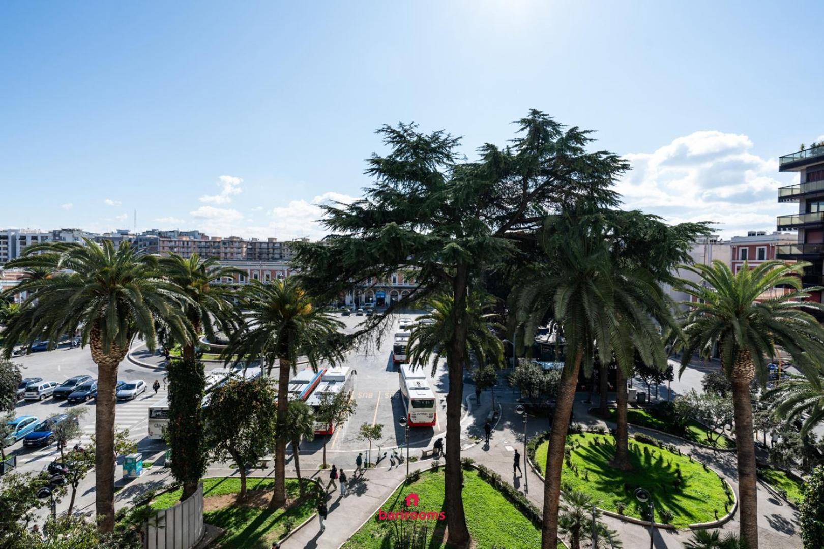 Bari Rooms Suite Station Экстерьер фото